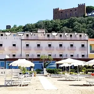 https://hotel-miramare-castiglione-della-pescaia.it-tuscanyhotel.com