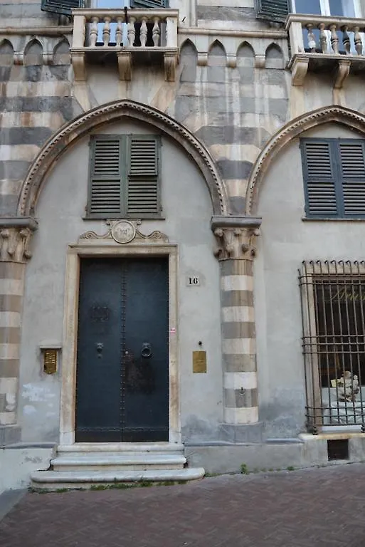 B&B Piccoli Leoni Genoa