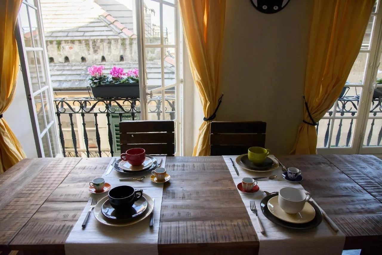 *** Bed & Breakfast B&B Piccoli Leoni Genoa Italy